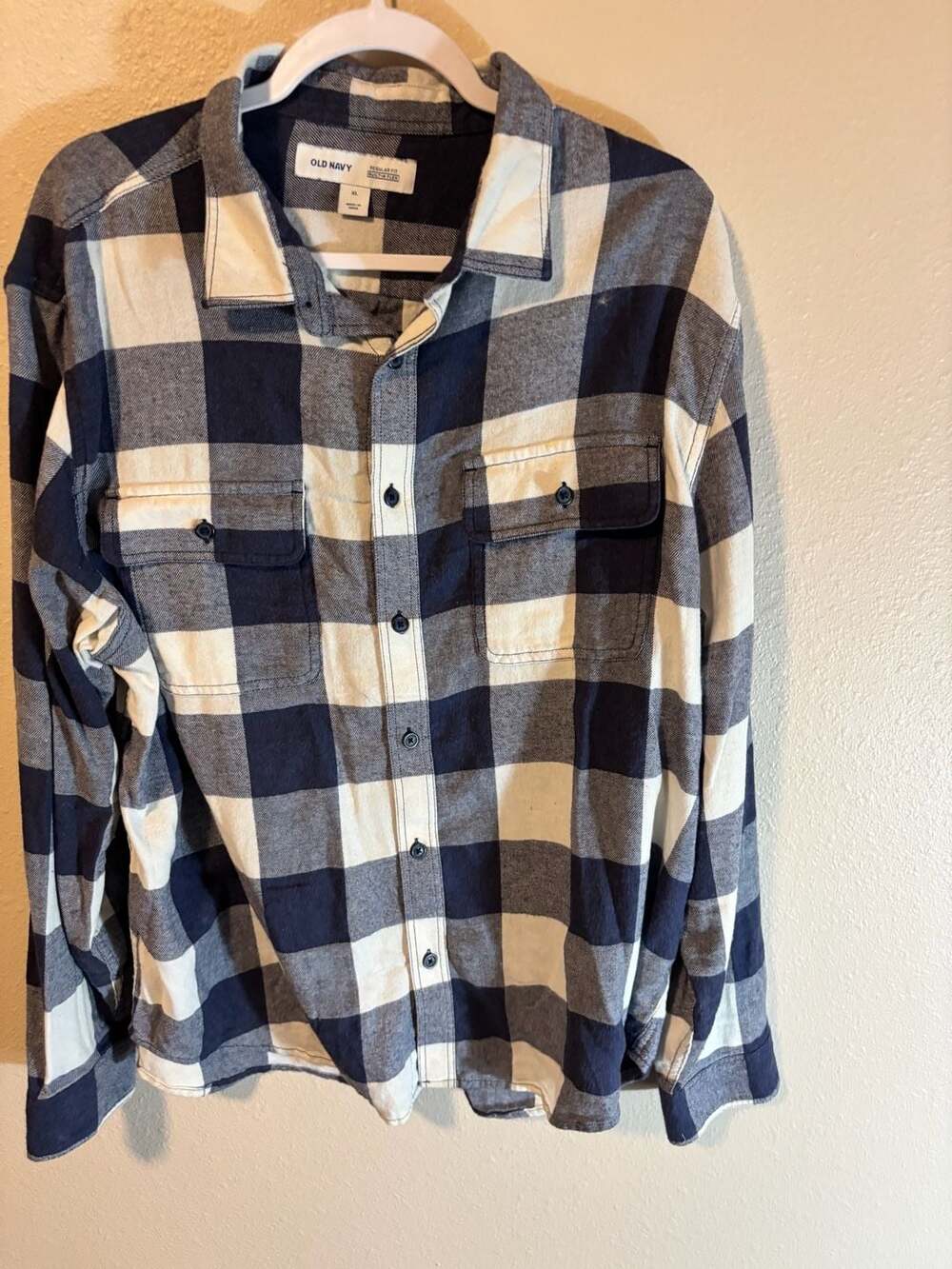 Old Navy Flannel Shirt Size XL Blue White Plaid